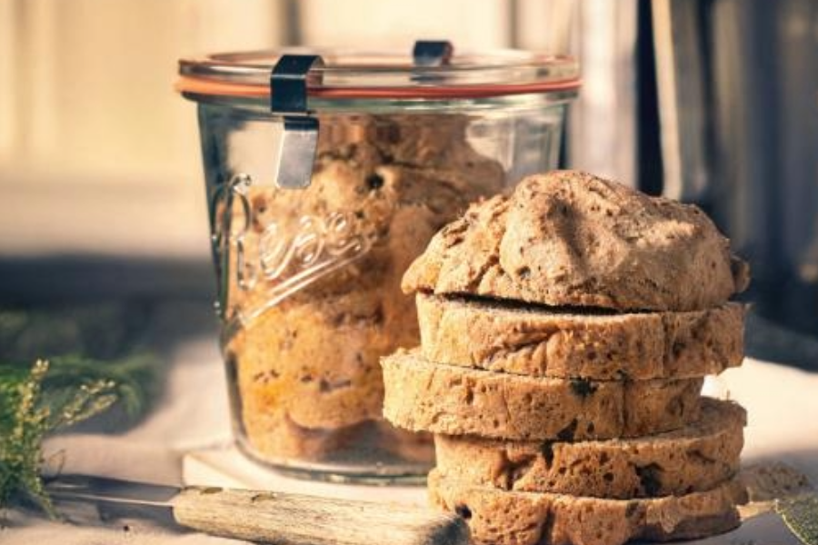 Brot mit Oliven, Tomaten und Rosmarin - myRex