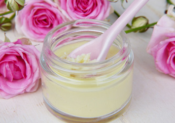 DIY Kosmetik: Reichhaltige Körperbutter