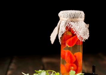 Eingelegte rote Paprika